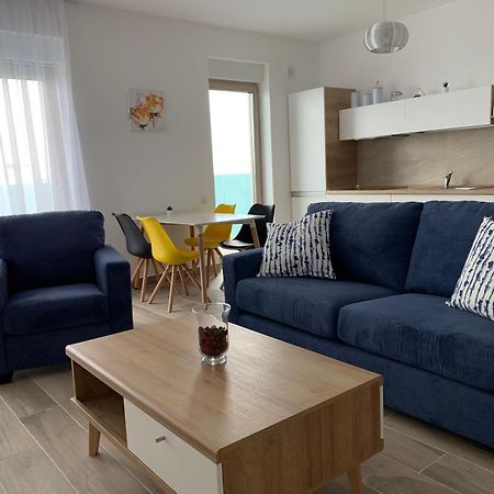Vela Luxury Sea View Apartments - Marina Surf 那沃达利 外观 照片