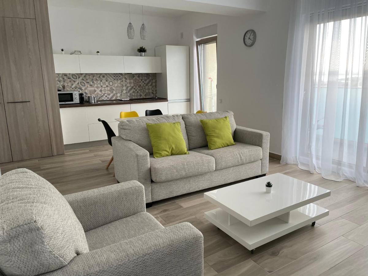 Vela Luxury Sea View Apartments - Marina Surf 那沃达利 外观 照片