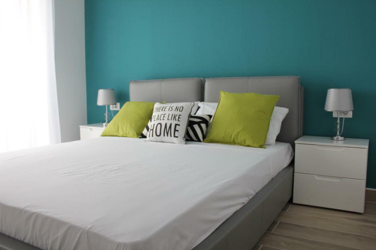 Vela Luxury Sea View Apartments - Marina Surf 那沃达利 外观 照片