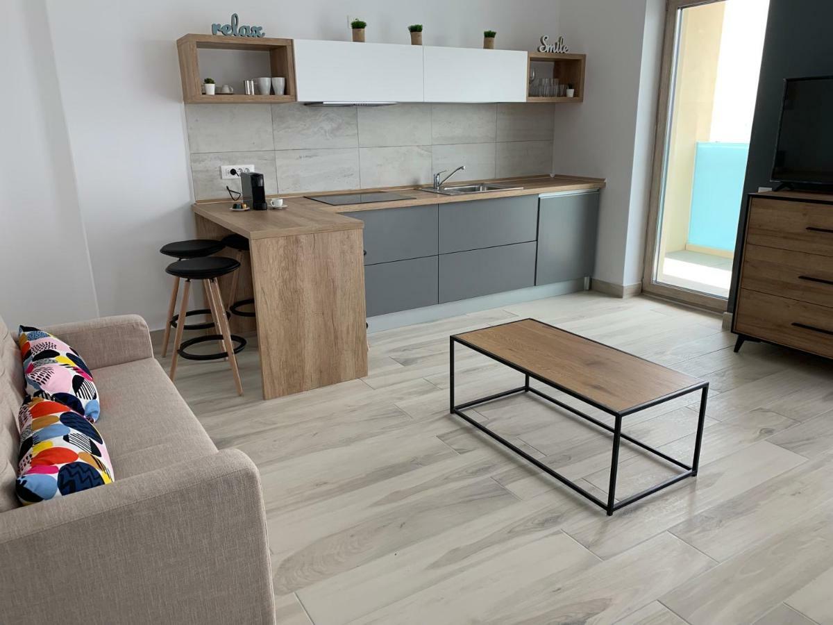 Vela Luxury Sea View Apartments - Marina Surf 那沃达利 外观 照片