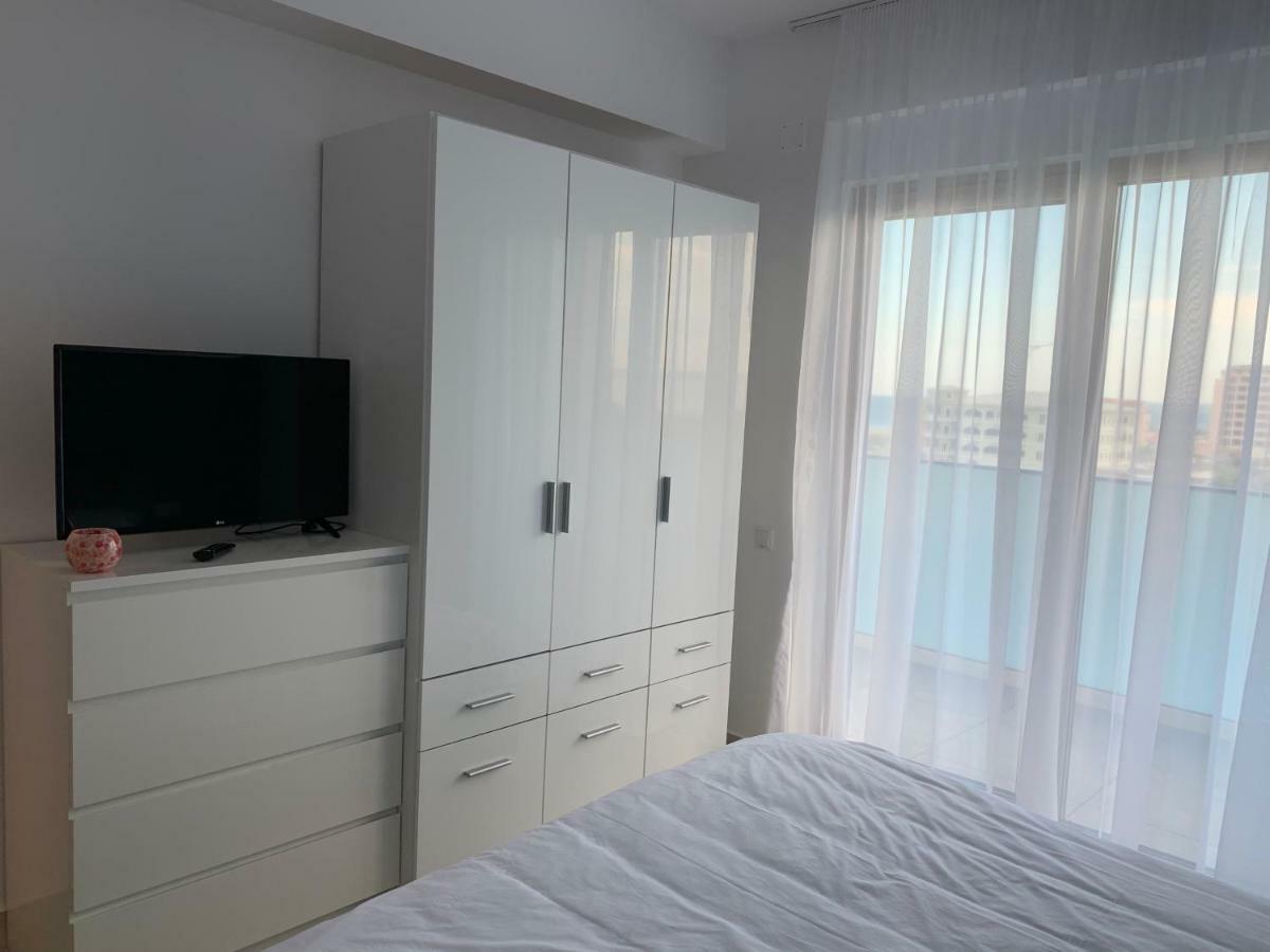 Vela Luxury Sea View Apartments - Marina Surf 那沃达利 外观 照片